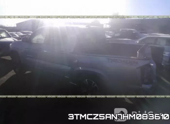 3TMCZ5AN7HM083610_3.webp