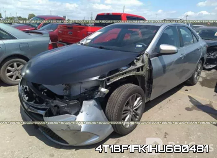4T1BF1FK1HU680481_2.webp