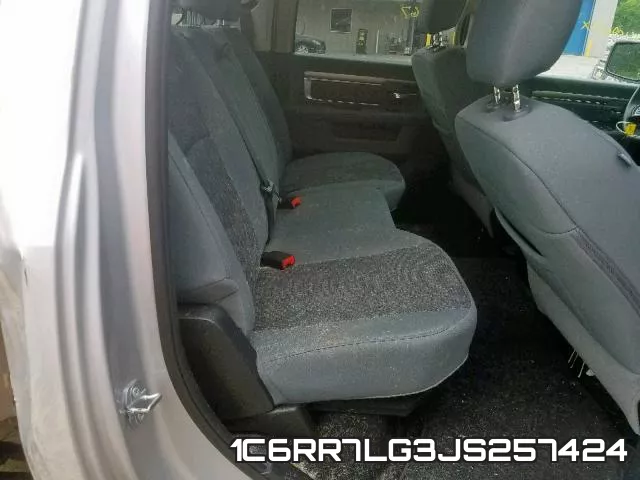 1C6RR7LG3JS257424_6.webp