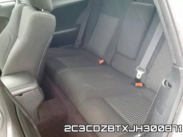 2C3CDZBTXJH300871_6.webp