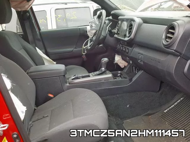 3TMCZ5AN2HM111457_5.webp
