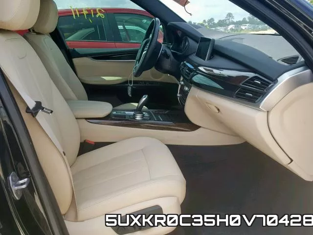 5UXKR0C35H0V70428_5.webp