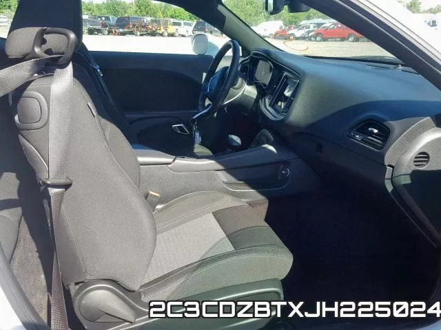2C3CDZBTXJH225024_5.webp