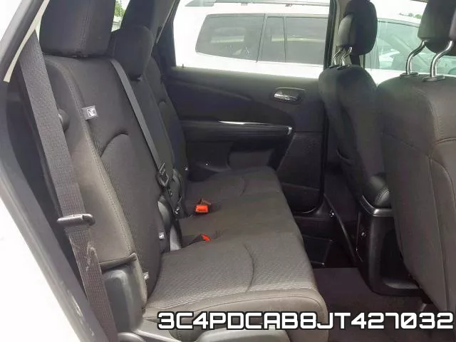 3C4PDCAB8JT427032_6.webp