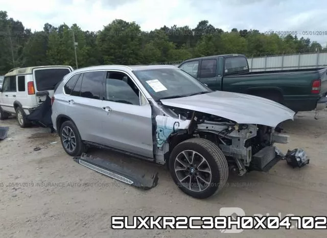 5UXKR2C38H0X04702_1.webp