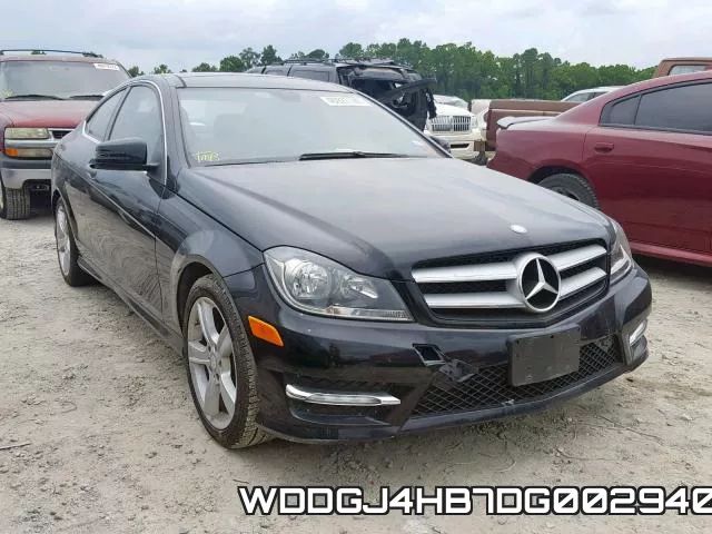 WDDGJ4HB7DG002940