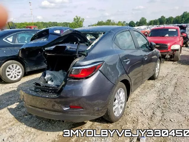 3MYDLBYV6JY330450_4.webp