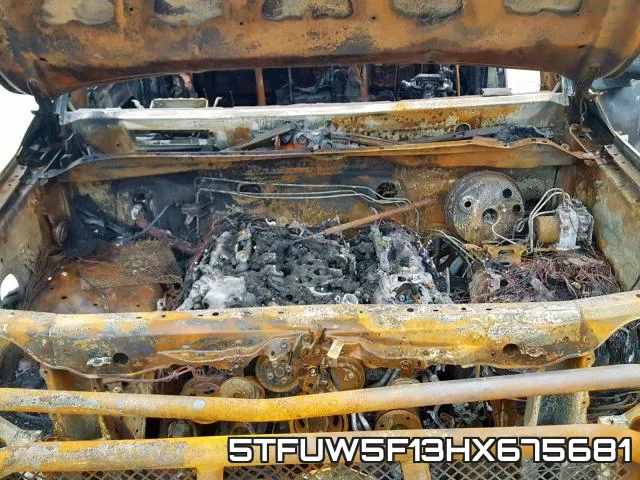 5TFUW5F13HX675681_7.webp