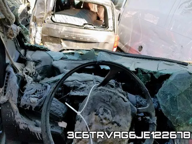 3C6TRVAG6JE122678_8.webp