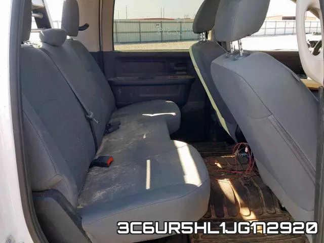 3C6UR5HL1JG172920_6.webp