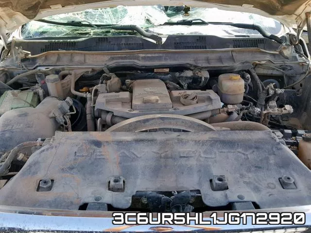 3C6UR5HL1JG172920_7.webp