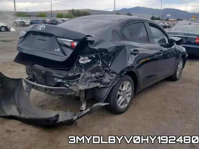 3MYDLBYV0HY192480_4.webp
