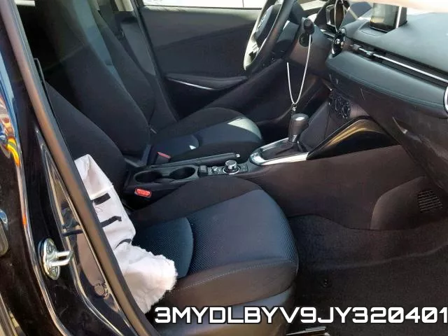3MYDLBYV9JY320401_5.webp