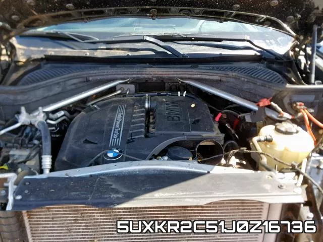 5UXKR2C51J0Z16736_7.webp