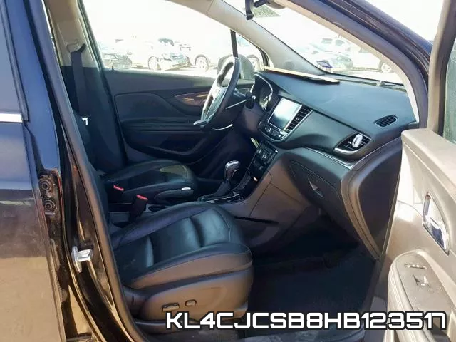 KL4CJCSB8HB123517_5.webp