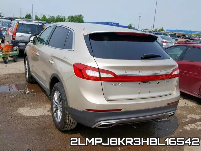 2LMPJ8KR3HBL16542_3.webp
