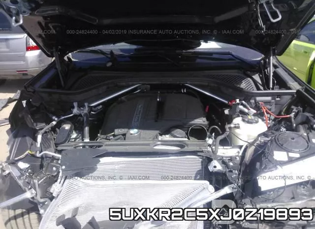 5UXKR2C5XJ0Z19893_10.webp
