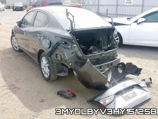3MYDLBYV3HY151258_3.webp