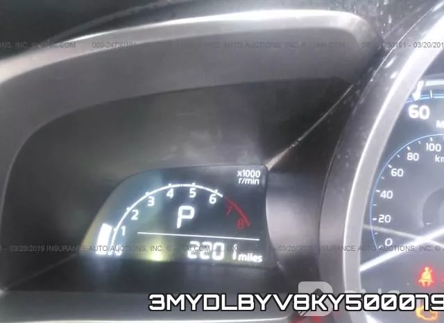 3MYDLBYV8KY500079_7.webp