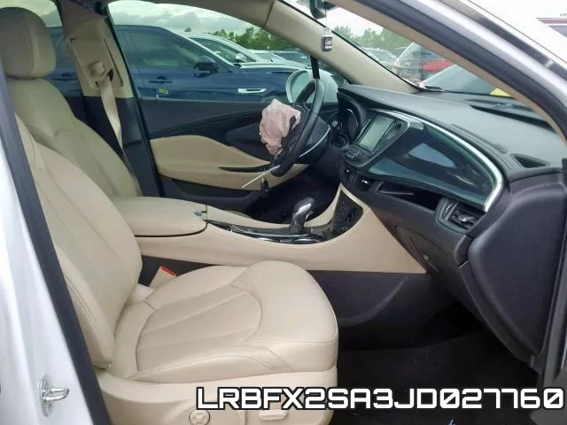 LRBFX2SA3JD027760_5.webp