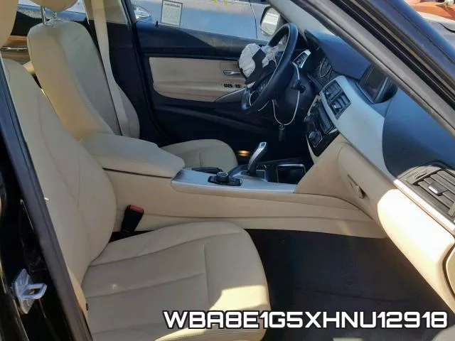WBA8E1G5XHNU12918_5.webp