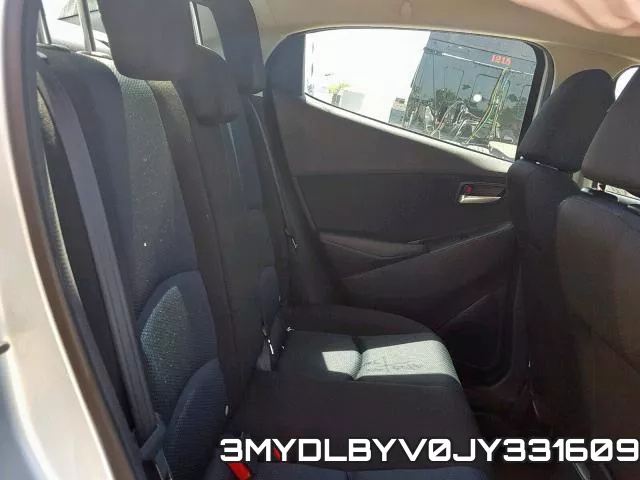 3MYDLBYV0JY331609_6.webp