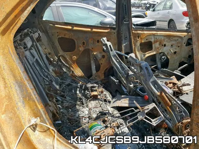 KL4CJCSB9JB580701_6.webp