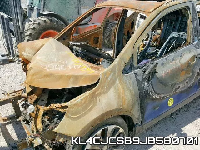 KL4CJCSB9JB580701_9.webp