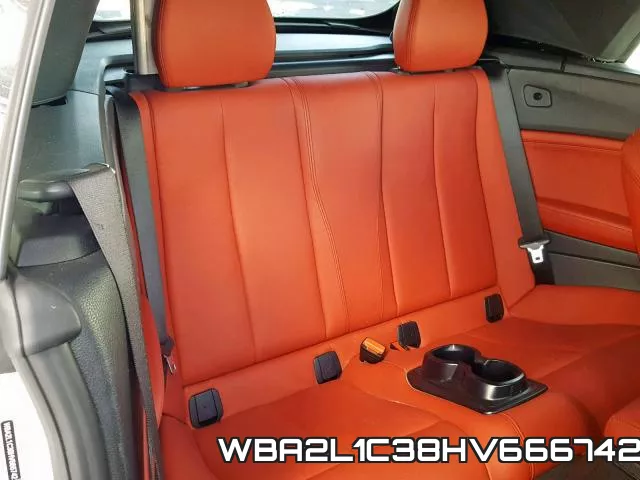WBA2L1C38HV666742_6.webp