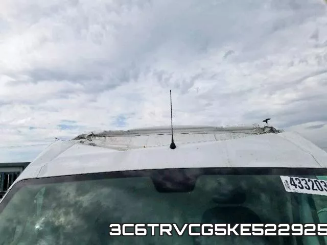 3C6TRVCG5KE522925_9.webp