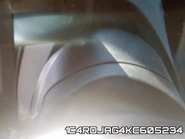 1C4RDJAG4KC605234_8.webp
