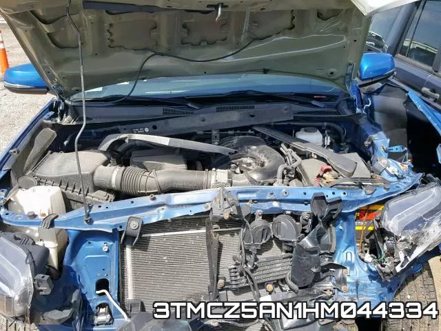 3TMCZ5AN1HM044334_7.webp