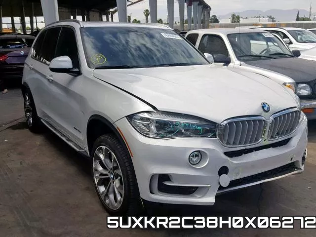 5UXKR2C38H0X06272_1.webp
