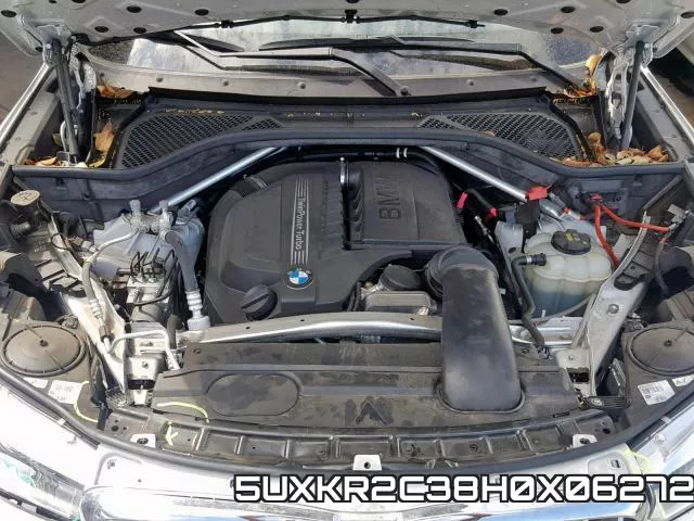 5UXKR2C38H0X06272_7.webp