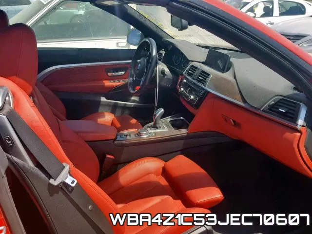 WBA4Z1C53JEC70607_5.webp
