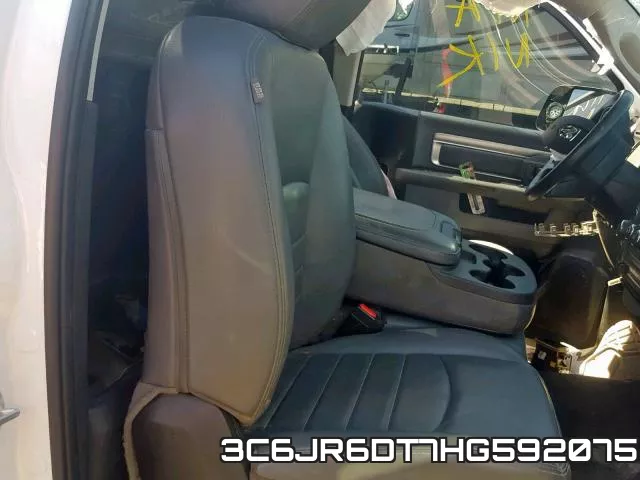 3C6JR6DT7HG592075_6.webp
