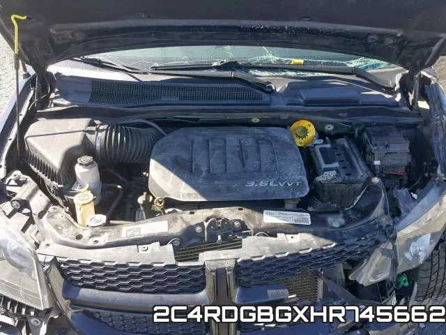 2C4RDGBGXHR745662_7.webp