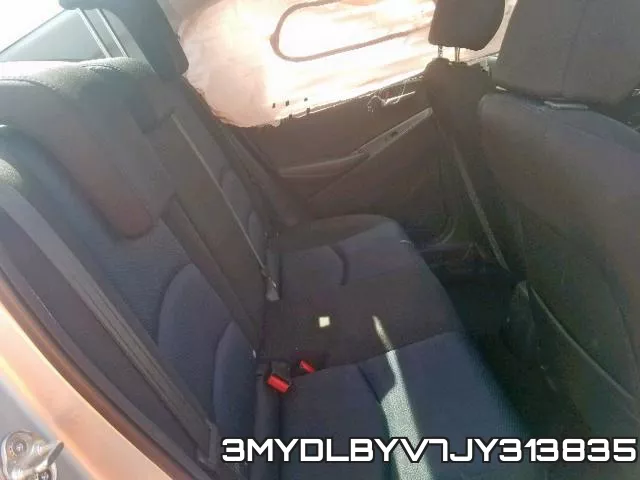 3MYDLBYV7JY313835_6.webp