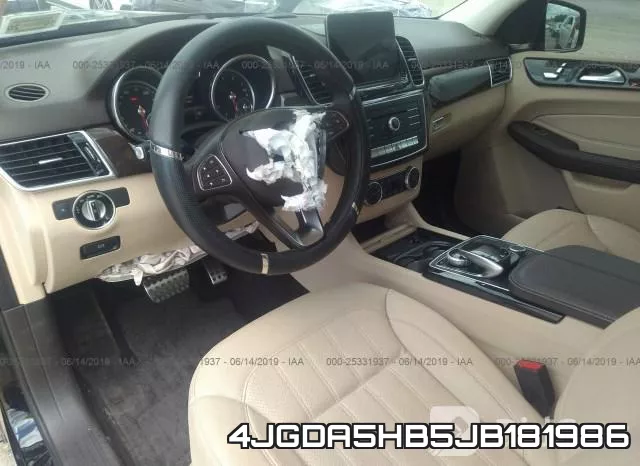 4JGDA5HB5JB181986_5.webp