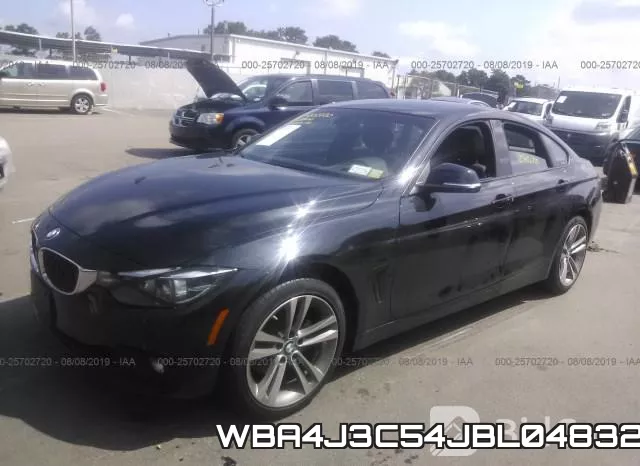 WBA4J3C54JBL04832