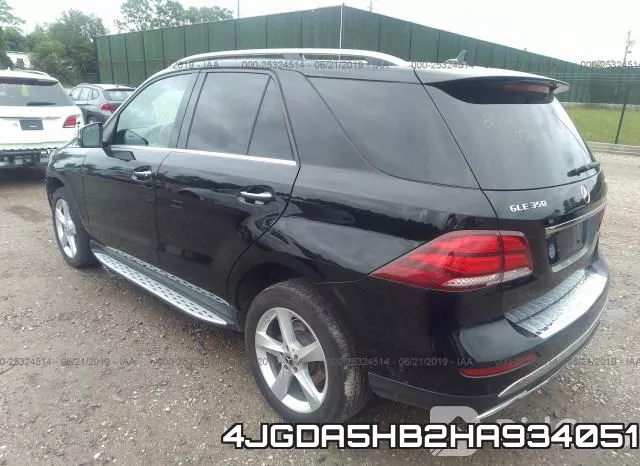 4JGDA5HB2HA934051_3.webp