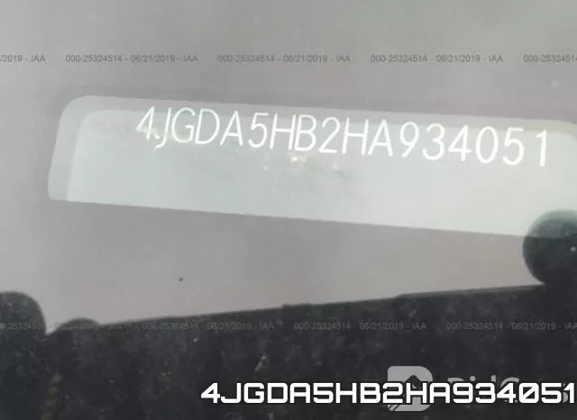 4JGDA5HB2HA934051_9.webp