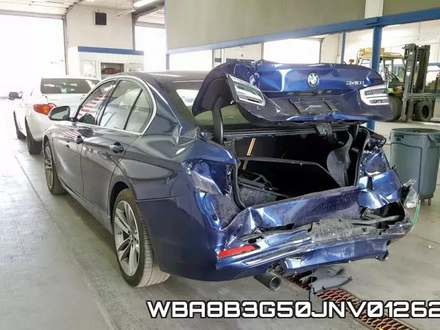 WBA8B3G50JNV01262_3.webp
