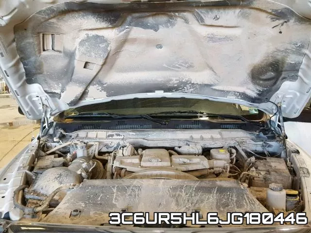 3C6UR5HL6JG180446_7.webp