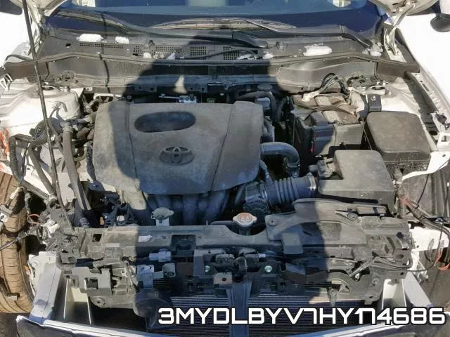 3MYDLBYV7HY174686_7.webp