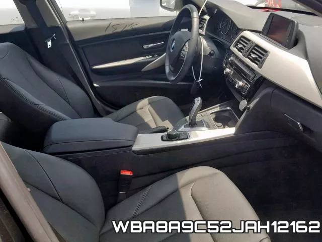 WBA8A9C52JAH12162_5.webp
