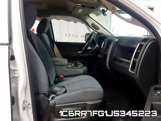 1C6RR7FG1JS345223_5.webp