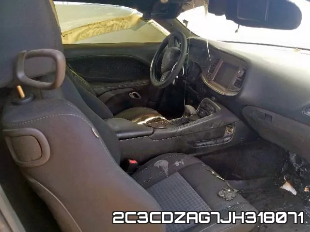 2C3CDZAG7JH318071_5.webp