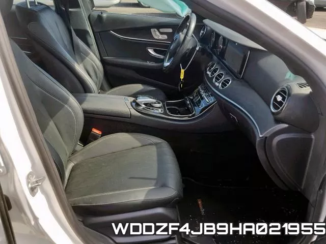 WDDZF4JB9HA021955_5.webp