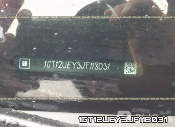 1GT12UEY3JF118031_9.webp